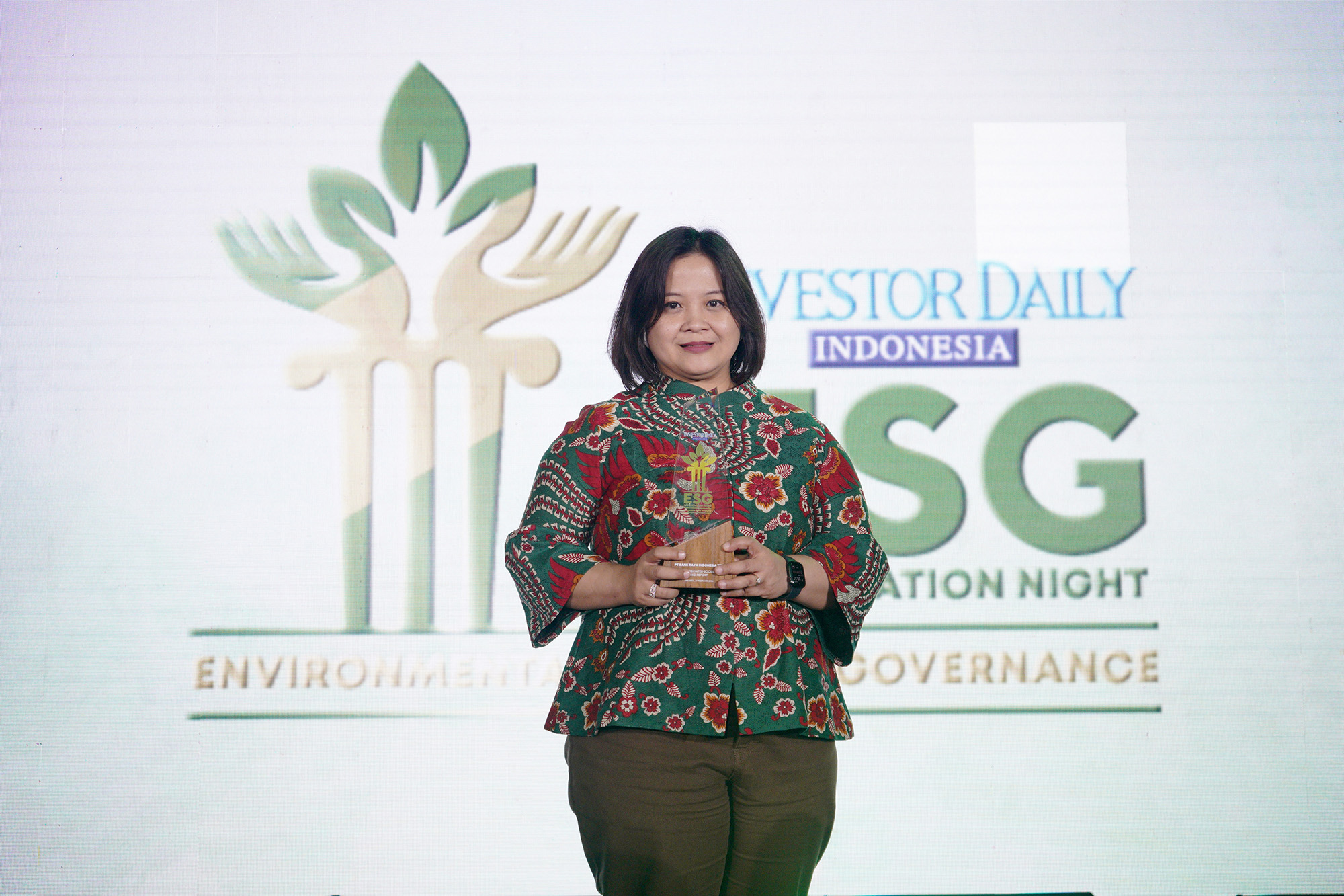 Semakin Tangguh dan Tumbuh Sehat, Bank Raya Raih Penghargaan Appreciated Social ESG Report 2023